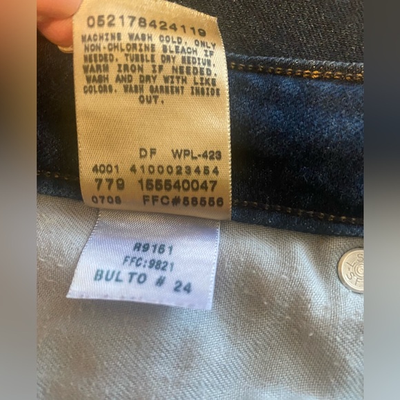 Levi’s 545 low boot cut jeans. Size 16 medium. Dark denim & nice condition. - Picture 8 of 13